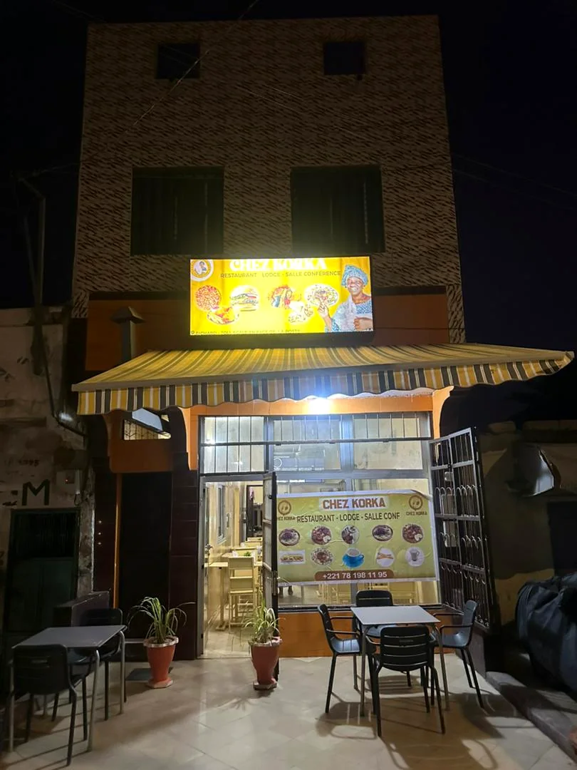 Chez Korka, une pause conviviale à Richard-Toll